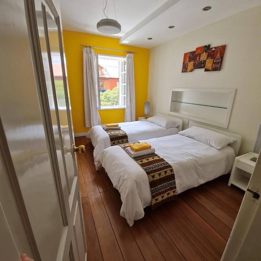 Hotel Cayman Quito Buitenkant foto