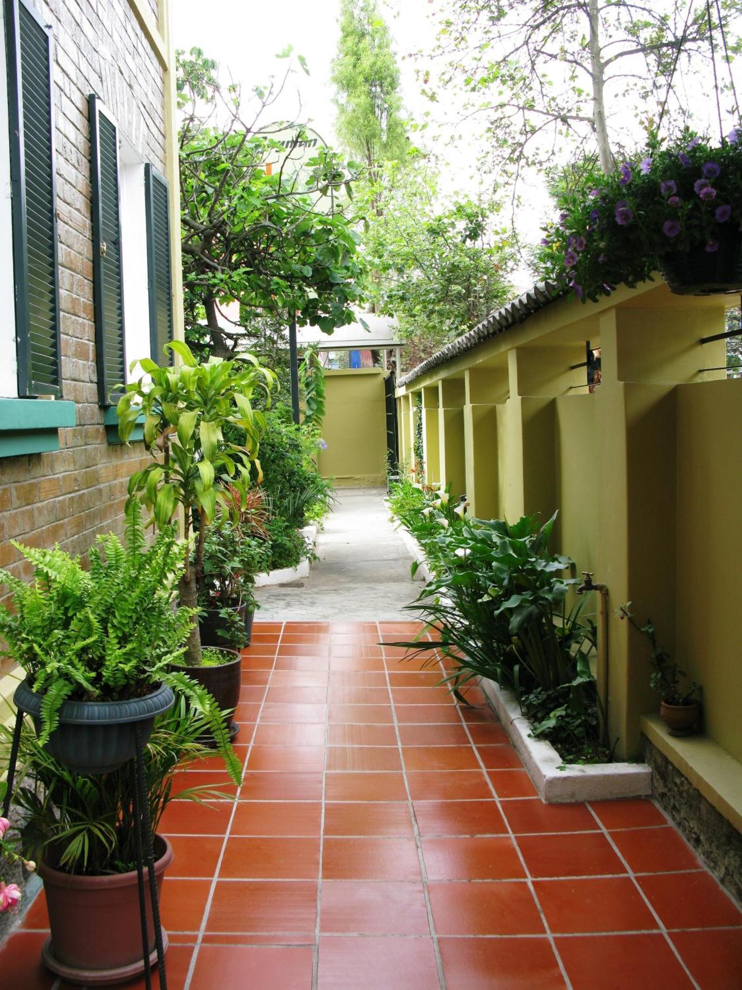 Hotel Cayman Quito Buitenkant foto
