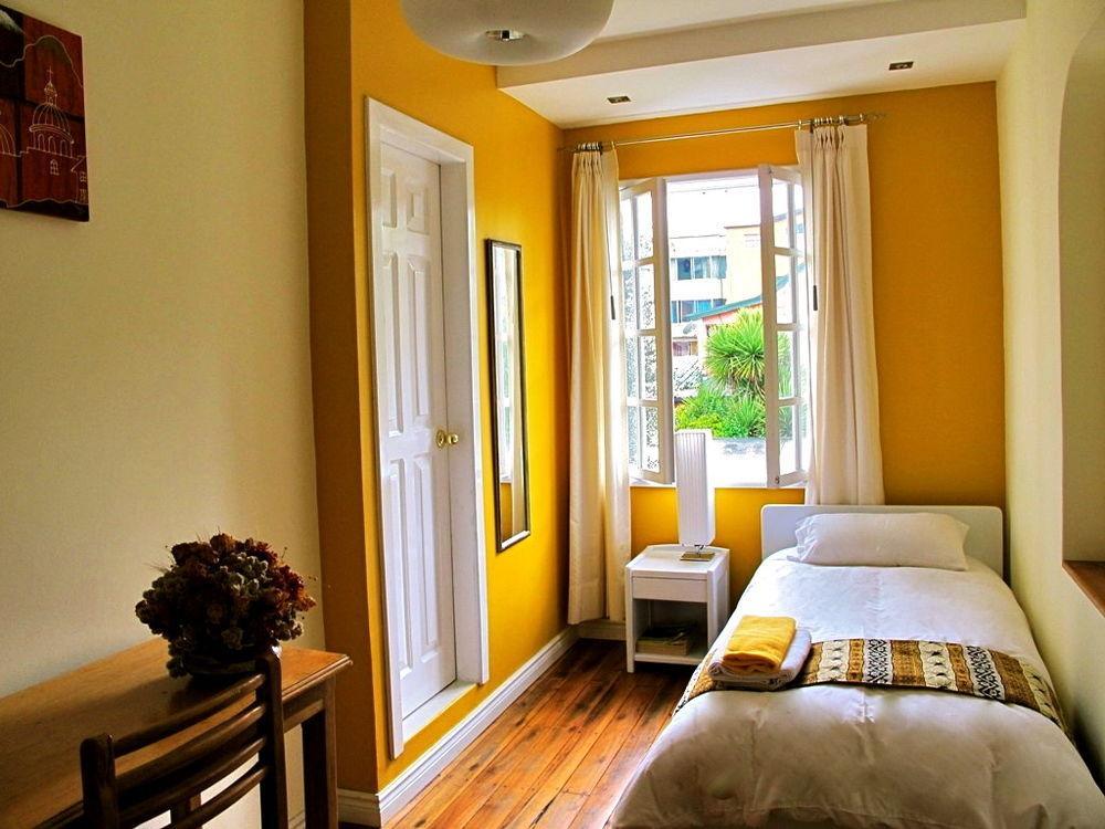 Hotel Cayman Quito Buitenkant foto