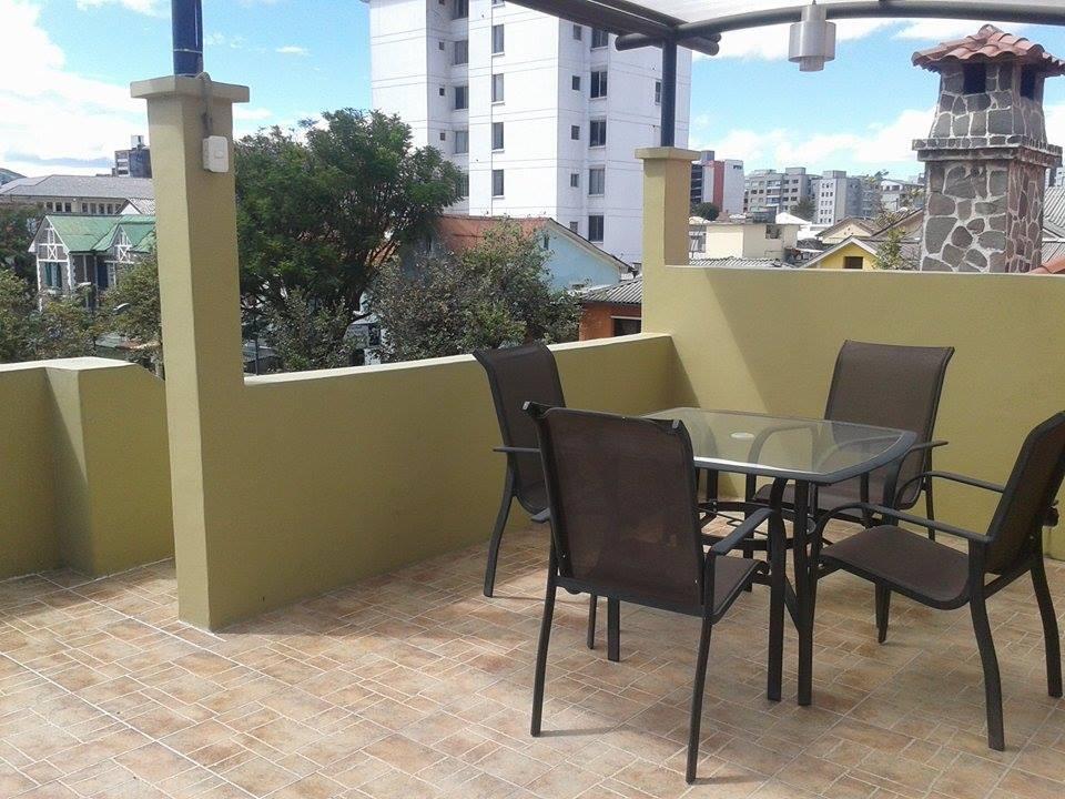 Hotel Cayman Quito Buitenkant foto